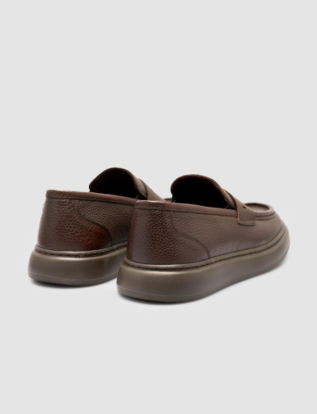 2025-Mevsimlik-Erkek-Ayakkabı