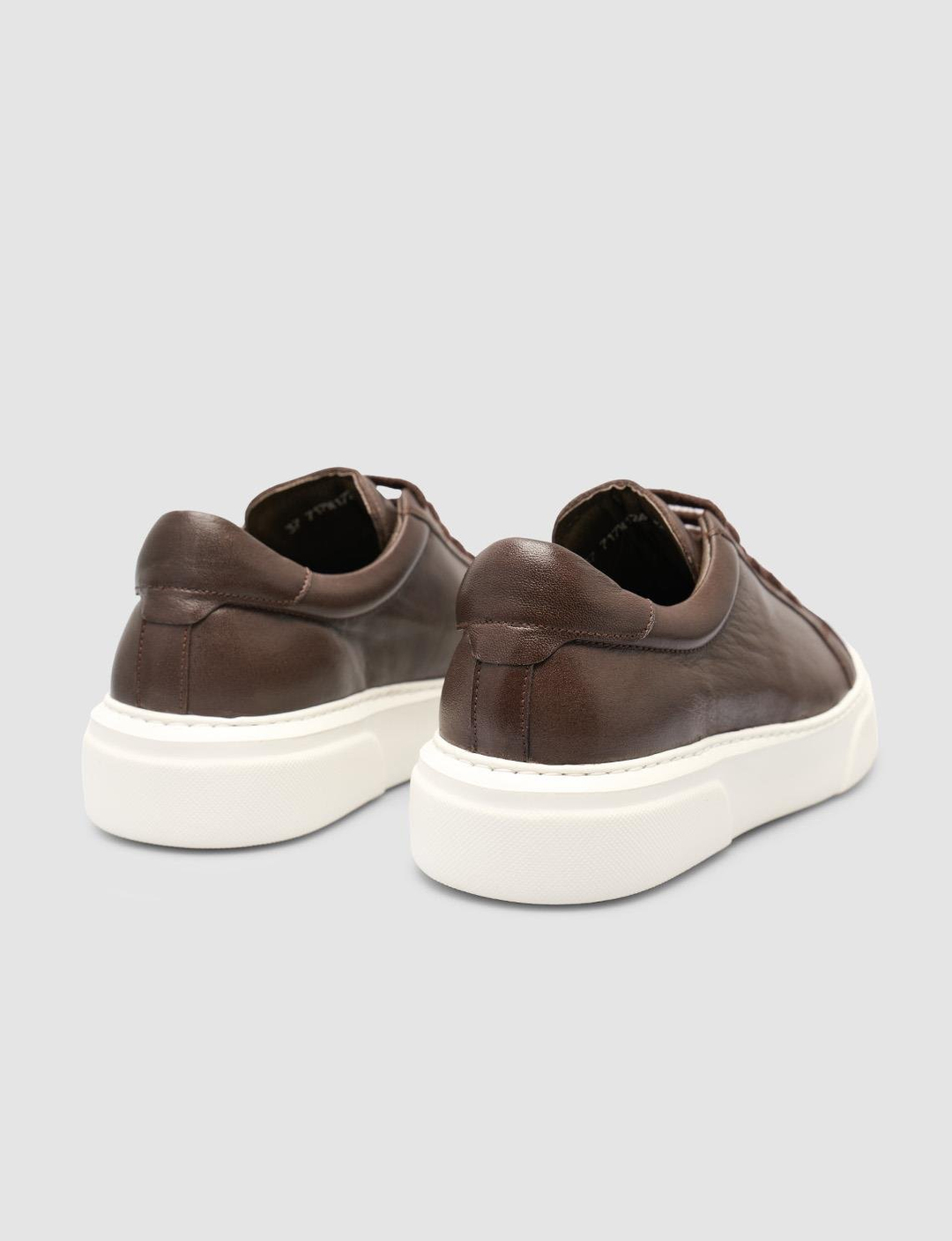 2025-Mevsimlik-Kadın-Ayakkabı