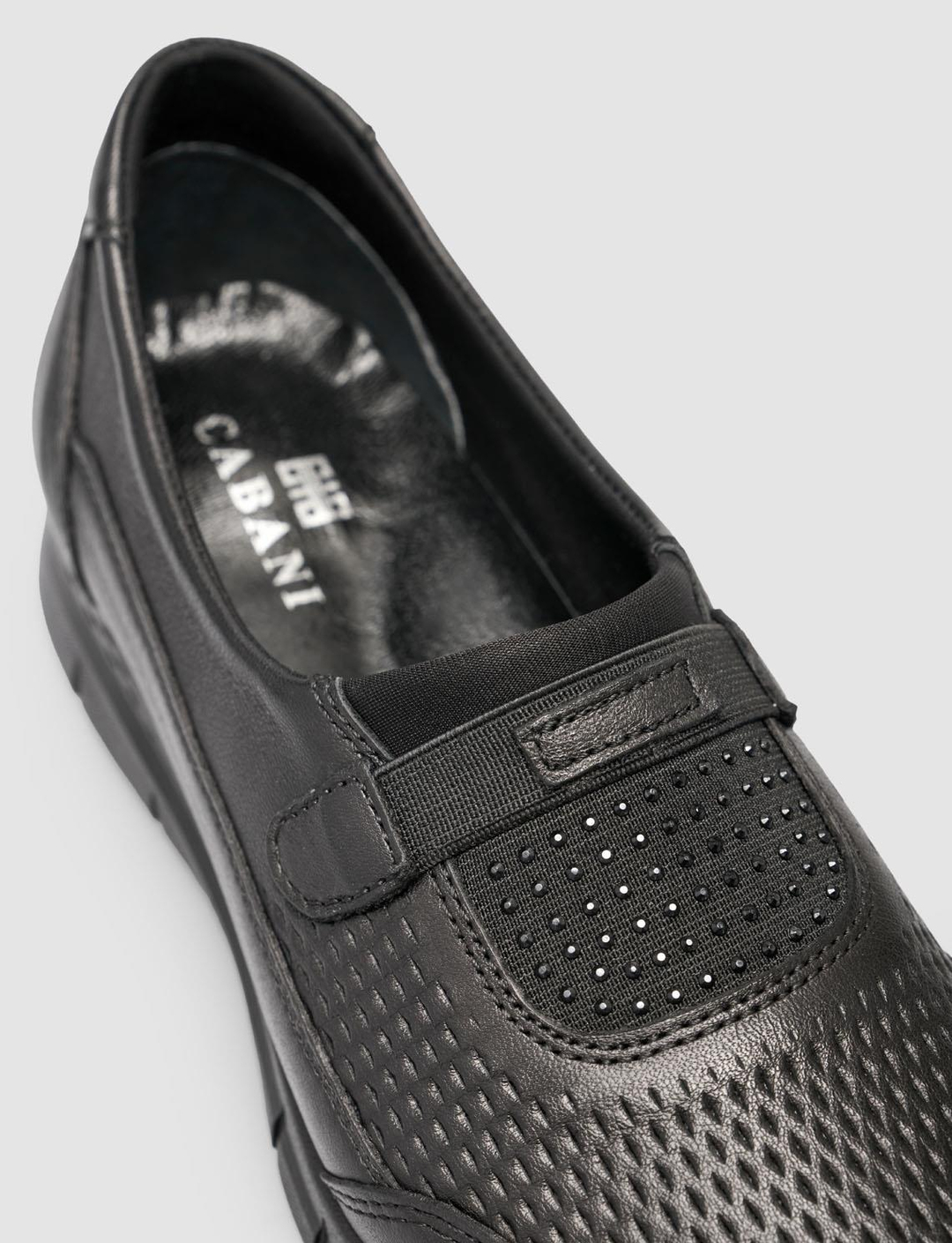 2025-Mevsimlik-Kadın-Ayakkabı