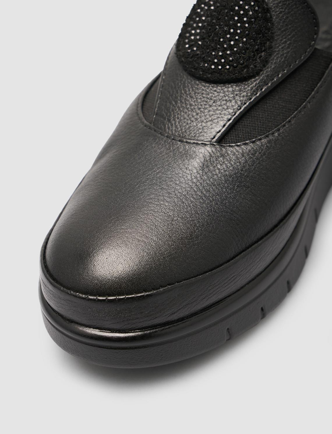 2025-Mevsimlik-Kadın-Ayakkabı