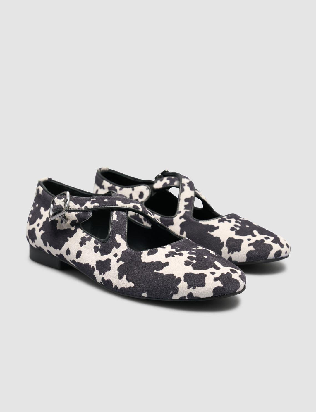 2025-Mevsimlik-Kadın-Ayakkabı