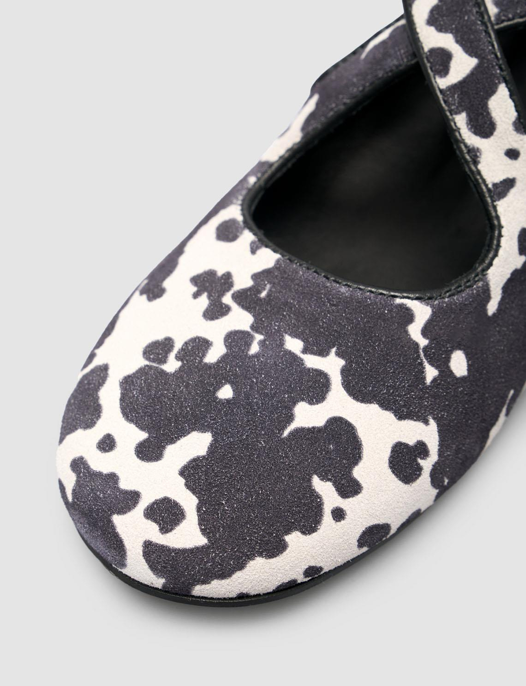 2025-Mevsimlik-Kadın-Ayakkabı