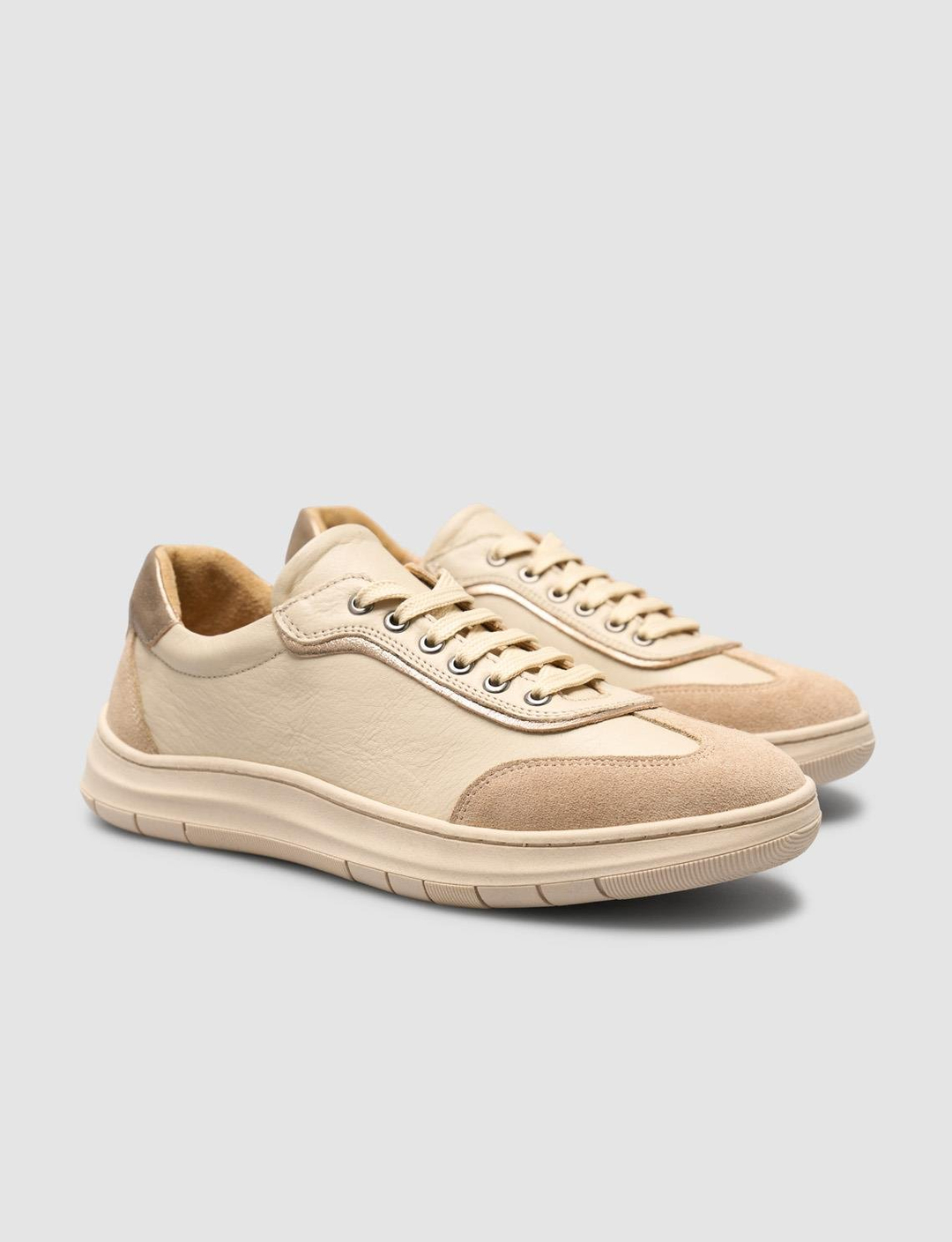 2025-Mevsimlik-Kadın-Ayakkabı