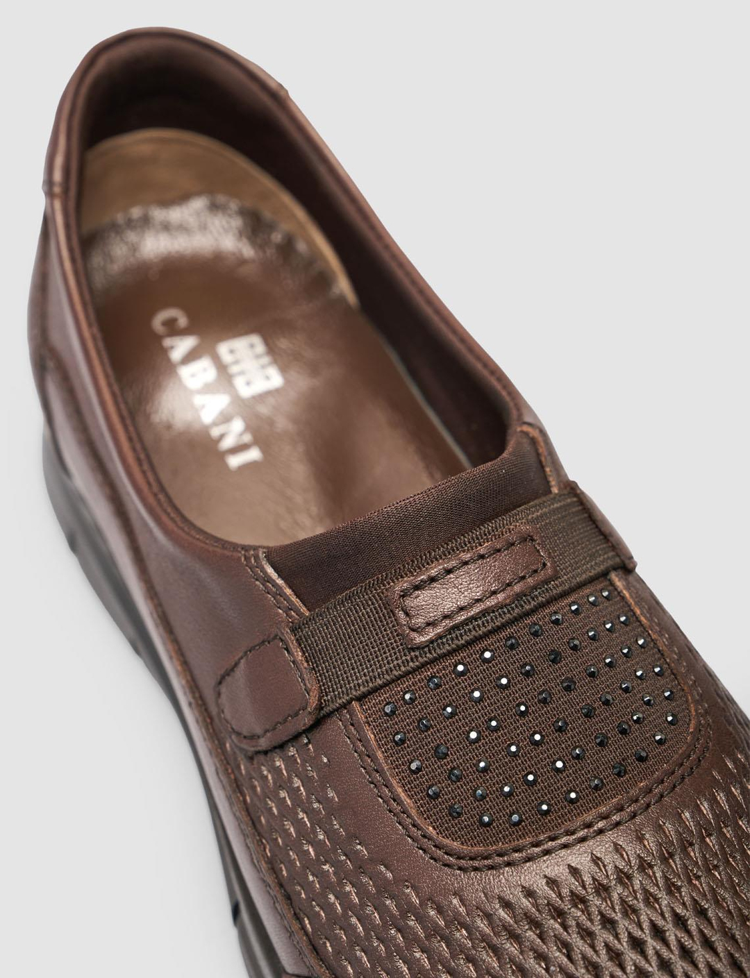 2025-Mevsimlik-Kadın-Ayakkabı