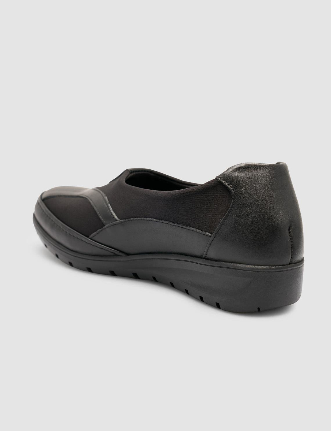 2025-Mevsimlik-Kadın-Ayakkabı