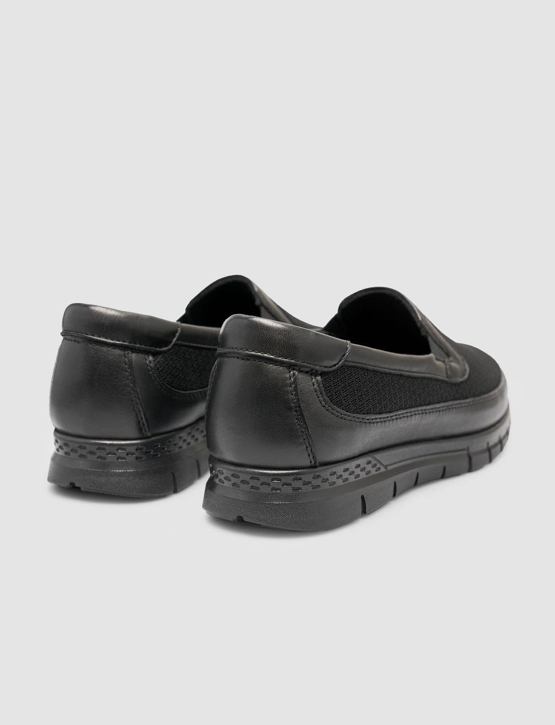 2025-Mevsimlik-Kadın-Ayakkabı