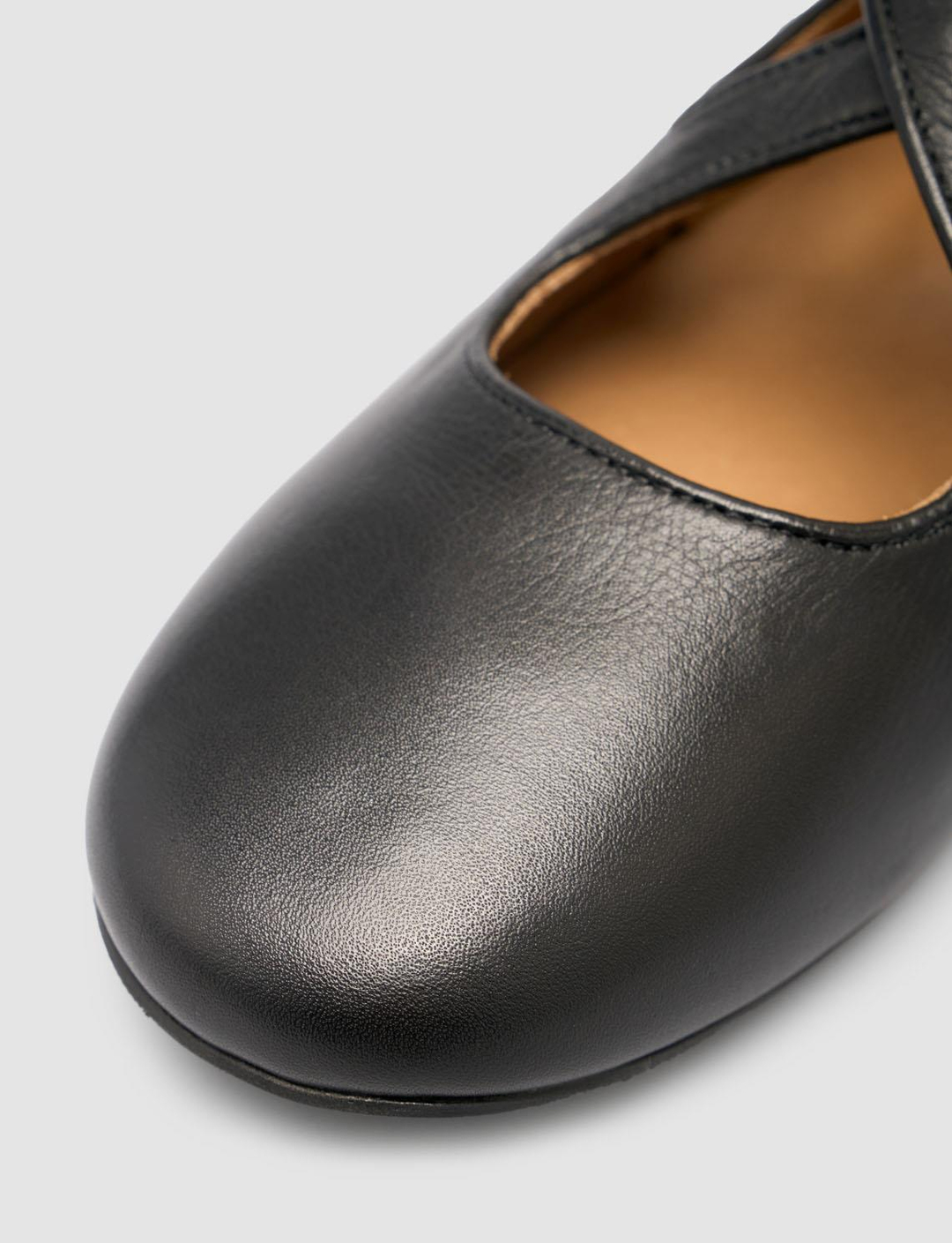 2025-Mevsimlik-Kadın-Ayakkabı