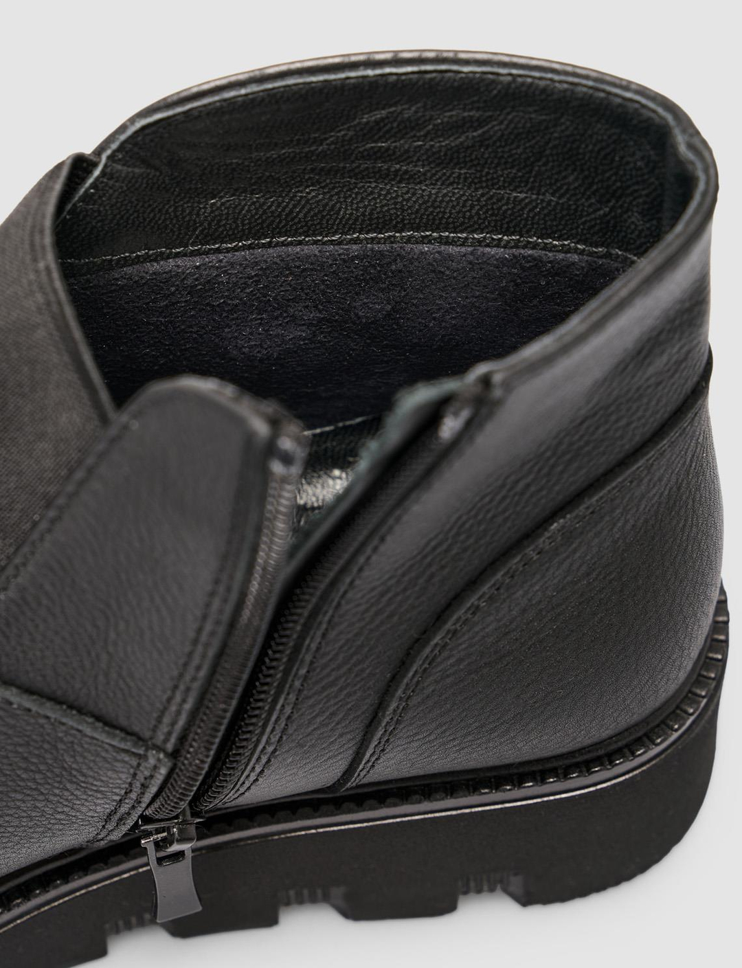 2025-Mevsimlik-Kadın-Bot