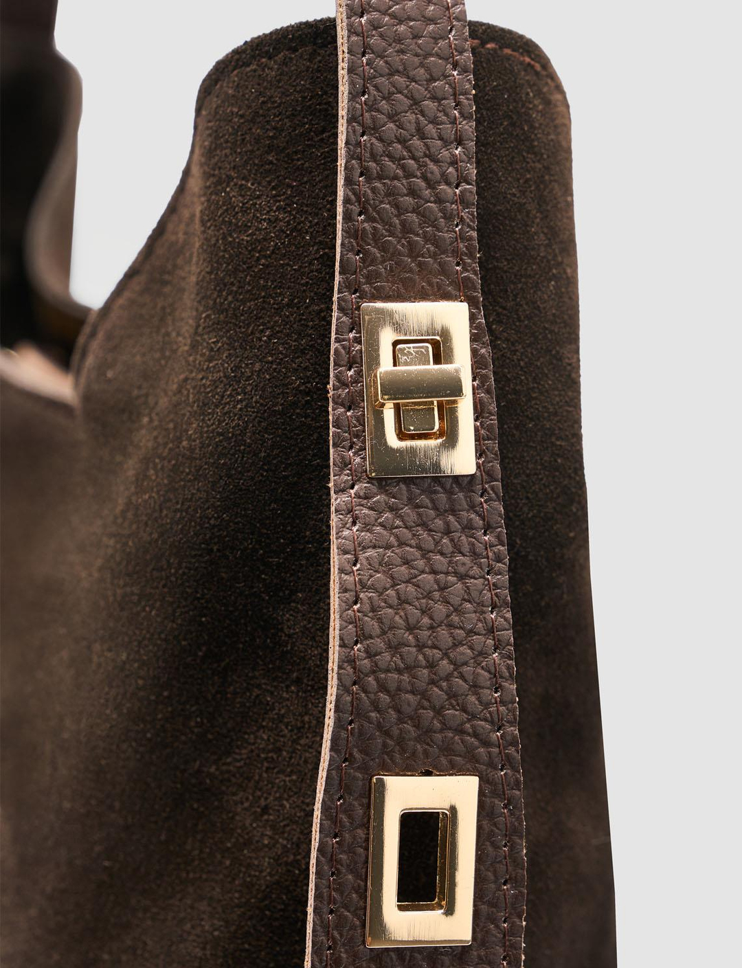 2025-Mevsimlik-Kadın-Çanta