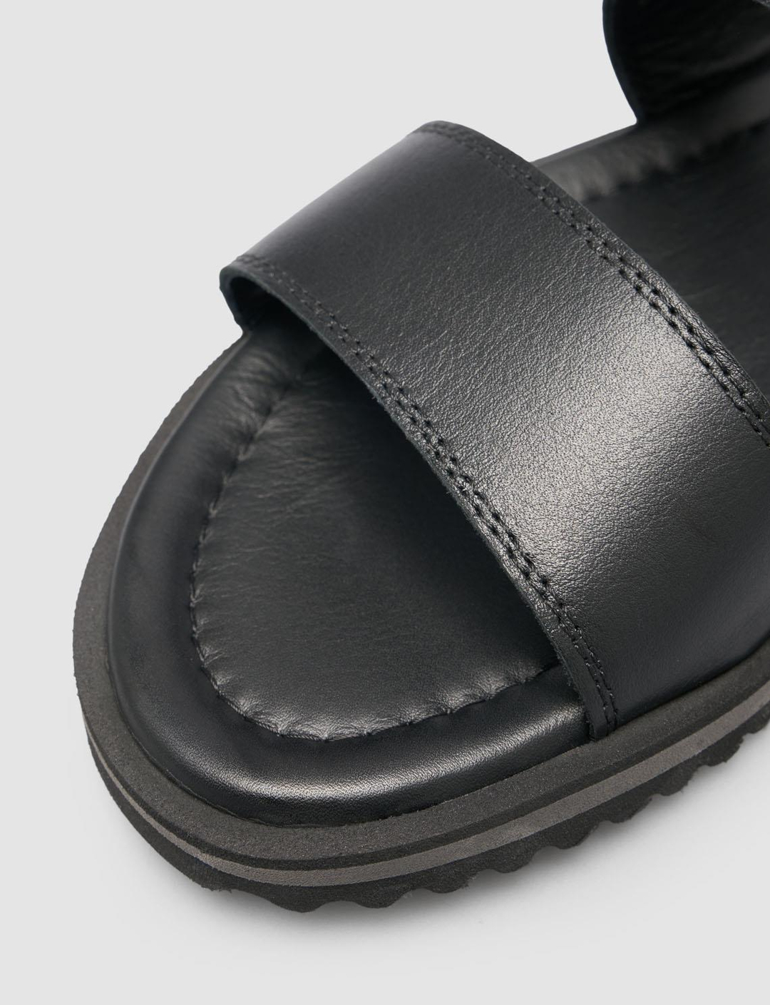 2025-SS-Yaz-Erkek-Terlik