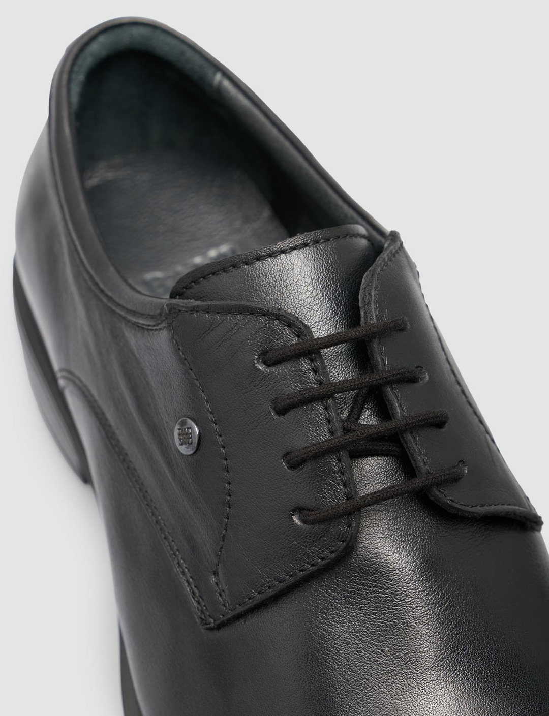 2025-Yaz-Erkek-Ayakkabı