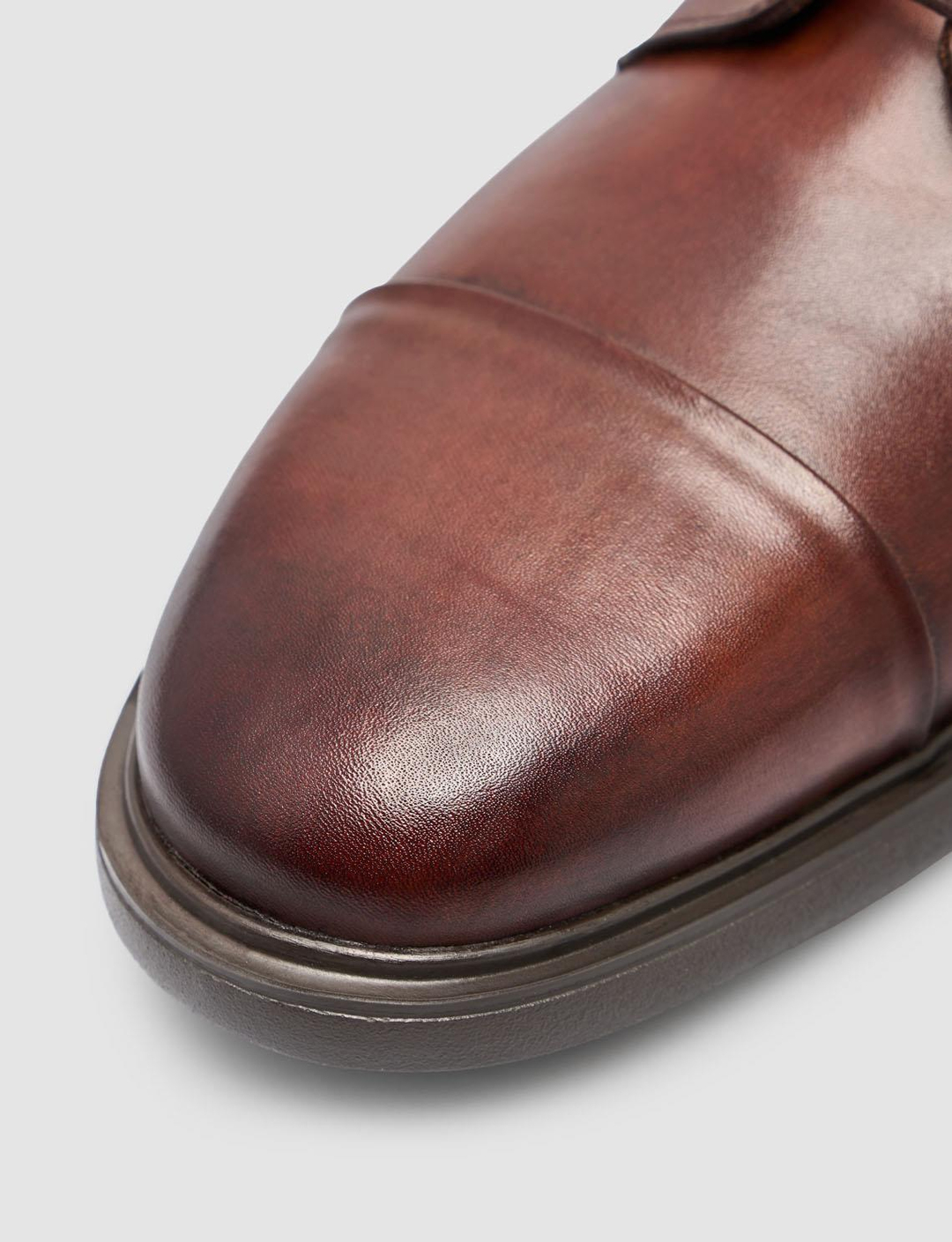 2025-Yaz-Erkek-Ayakkabı