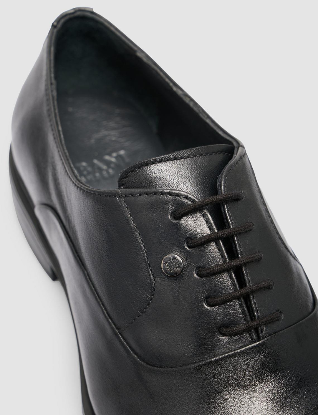 2025-Yaz-Erkek-Ayakkabı