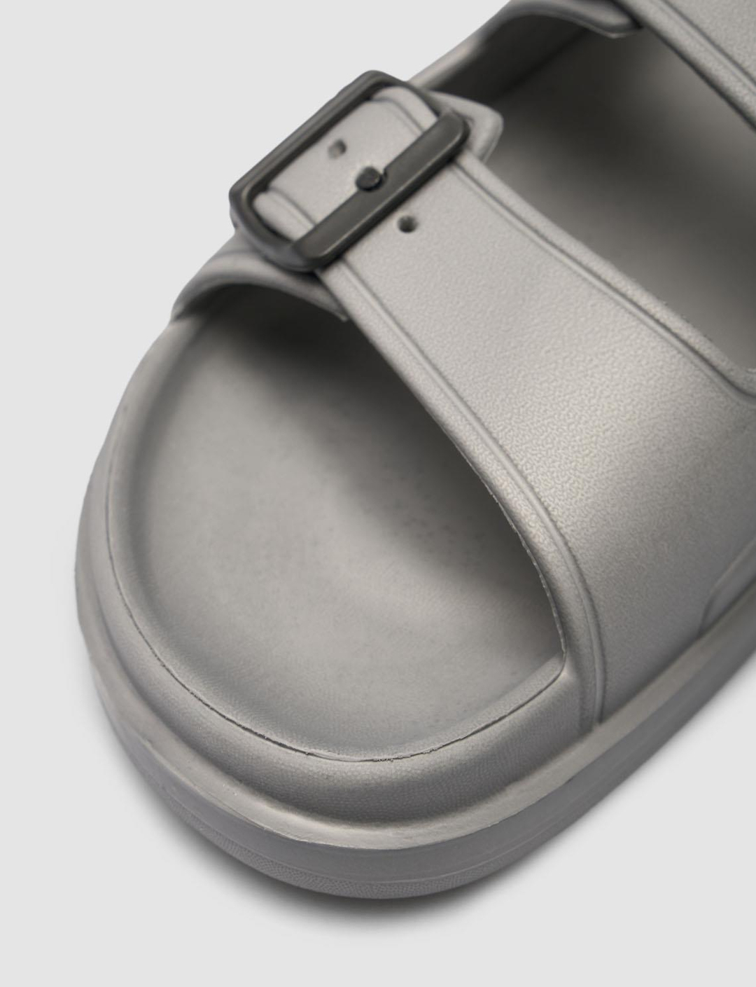 2025-Yaz-Erkek-Terlik