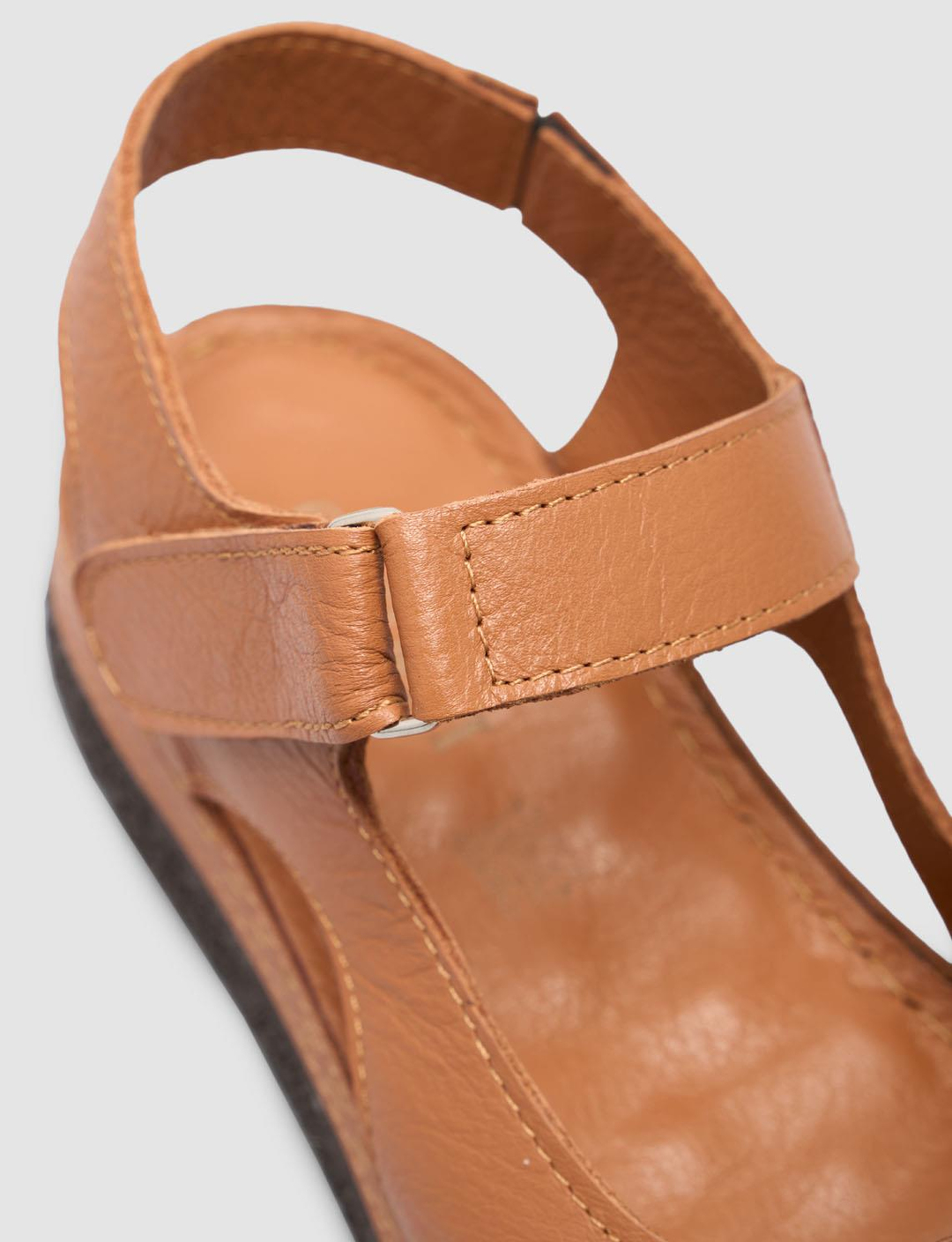 2025-Yaz-Kadın-Sandalet