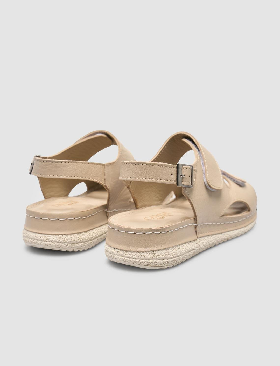 2025-Yaz-Kadın-Sandalet