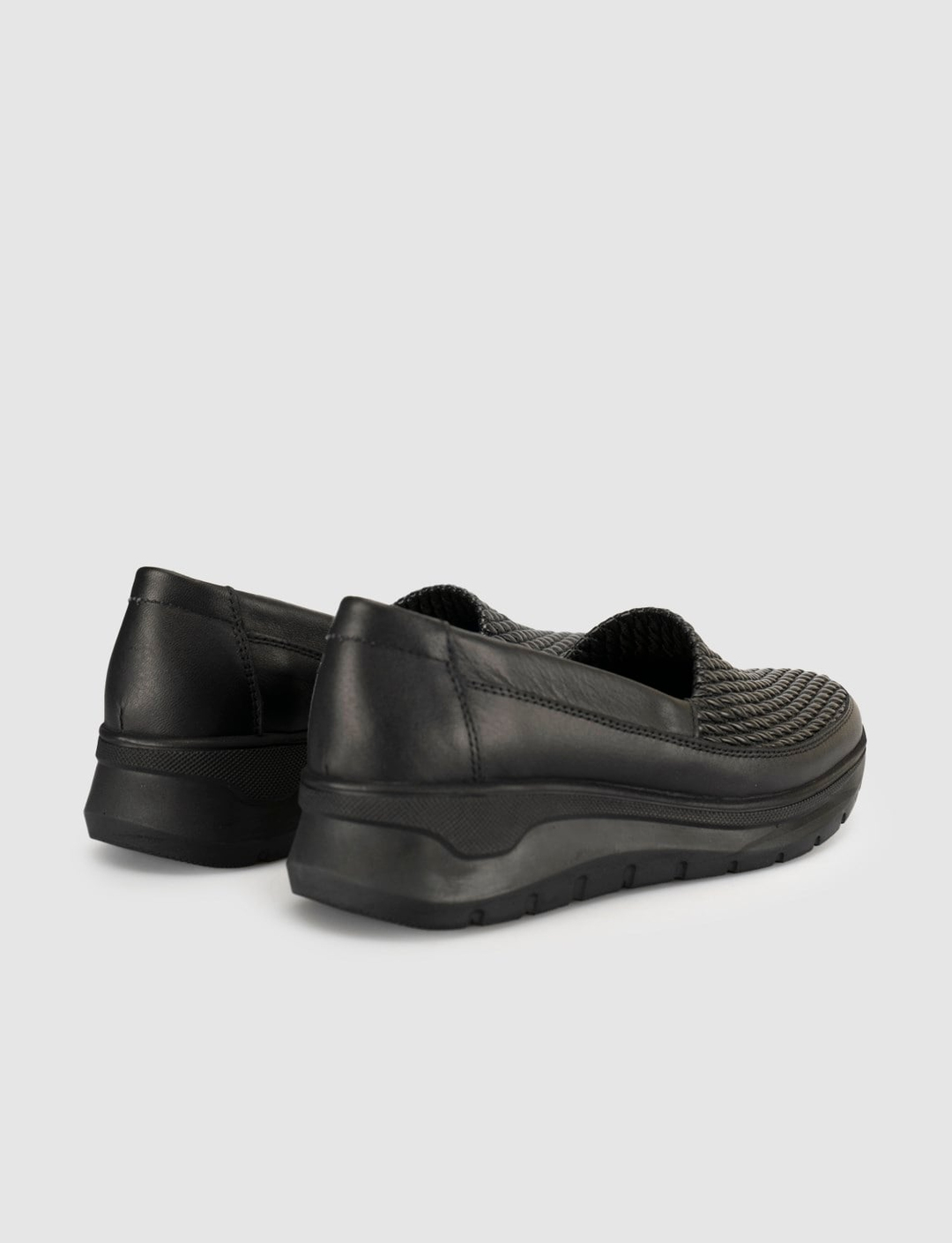 2026-Mevsimlik-Kadın-Ayakkabı