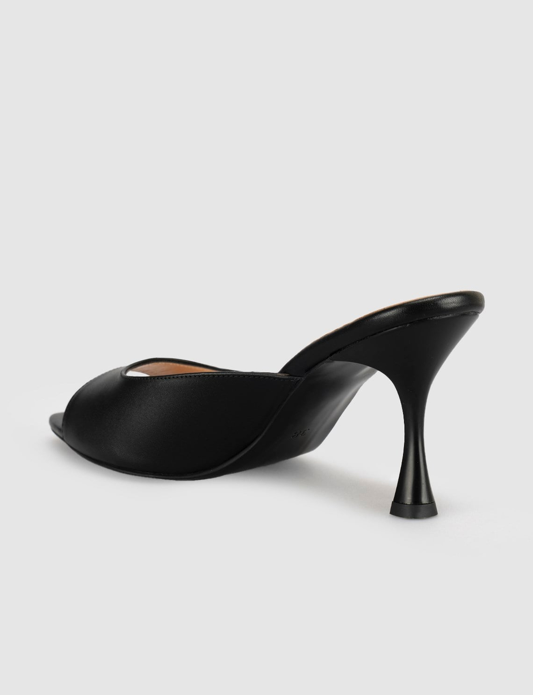 2026-Mevsimlik-Kadın-Terlik