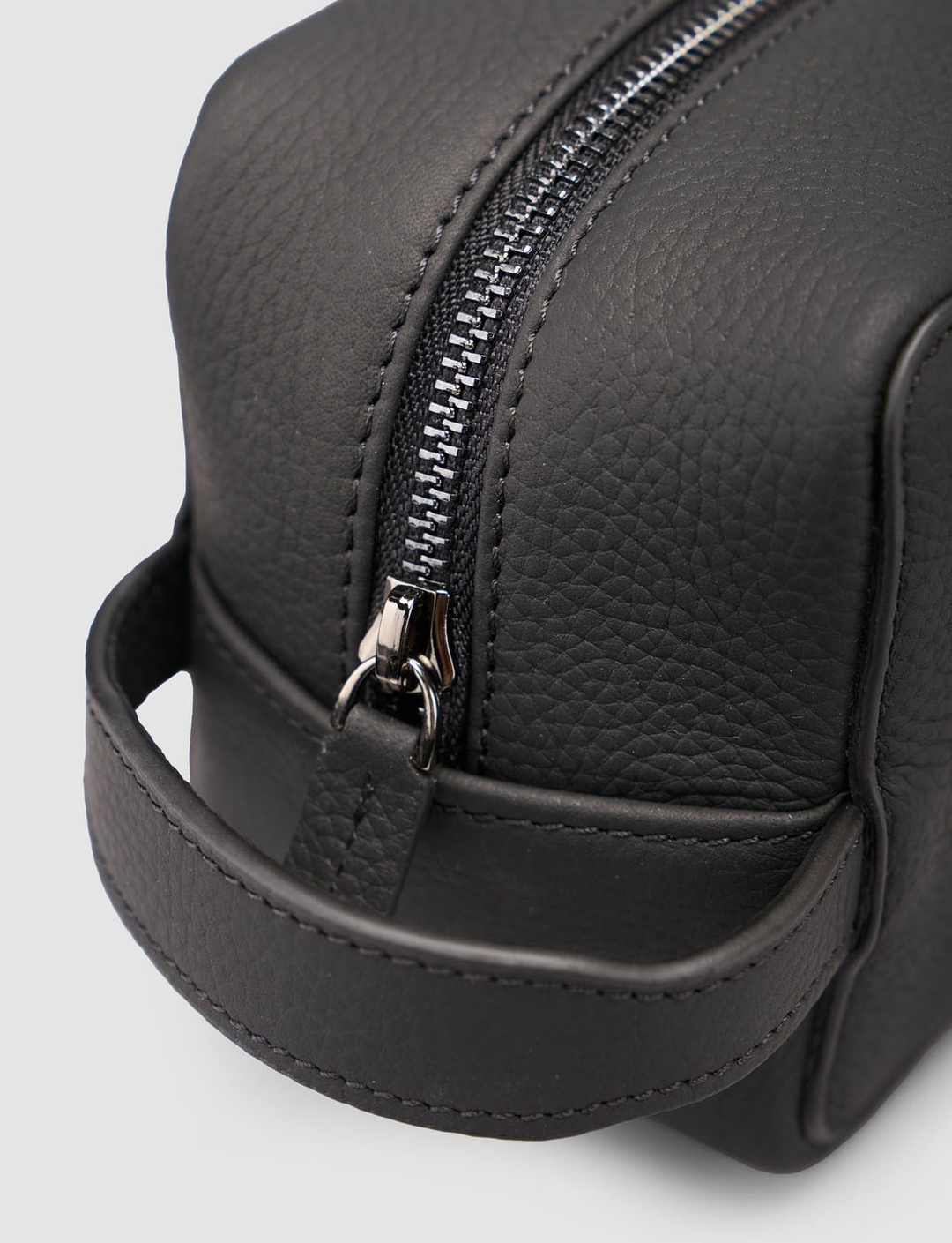 2026-SS-Mevsimlik-Erkek-Çanta