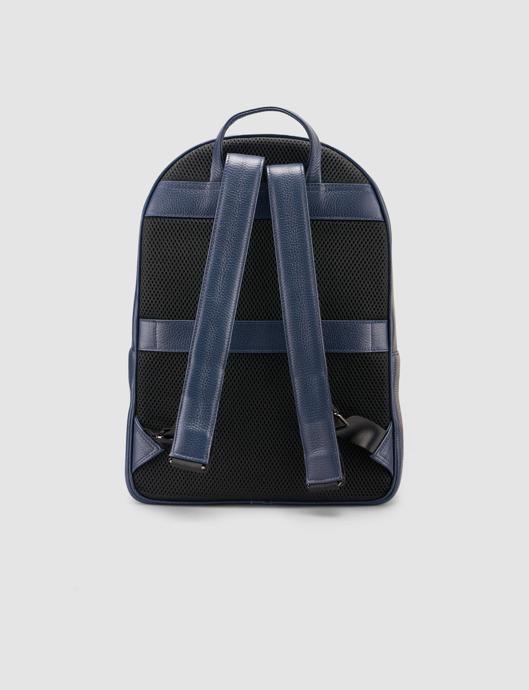 2026-SS-Mevsimlik-Erkek-Çanta