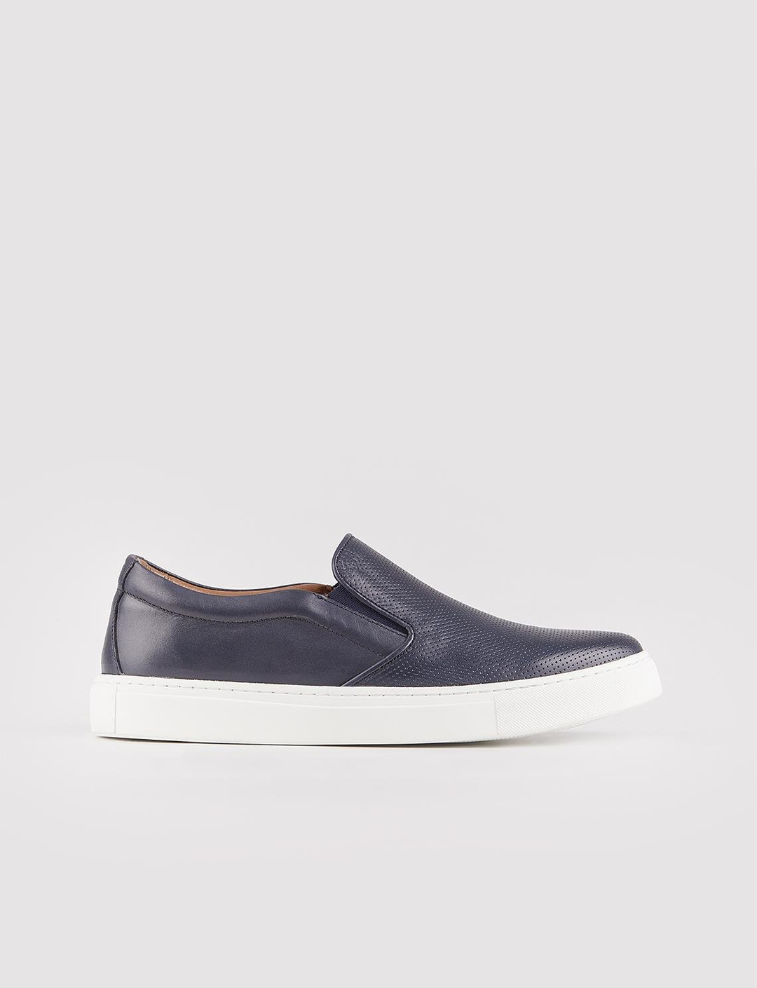 Beyaz Tabanlı Hakiki Deri Lacivert Erkek Spor Ayakkabı