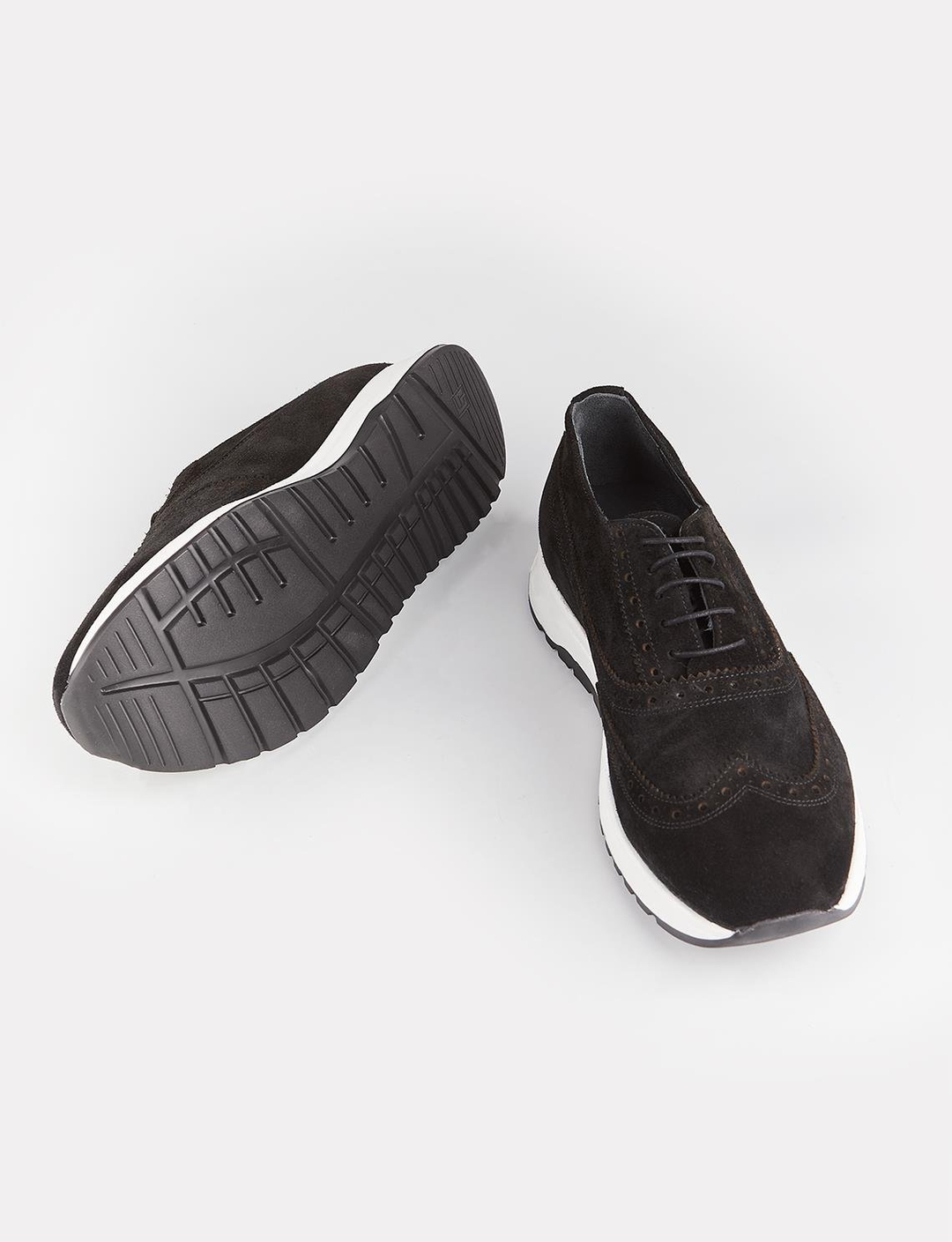 Beyaz Tabanlı Hakiki Deri Siyah Süet Bağcıklı Erkek Günlük Ayakkabı