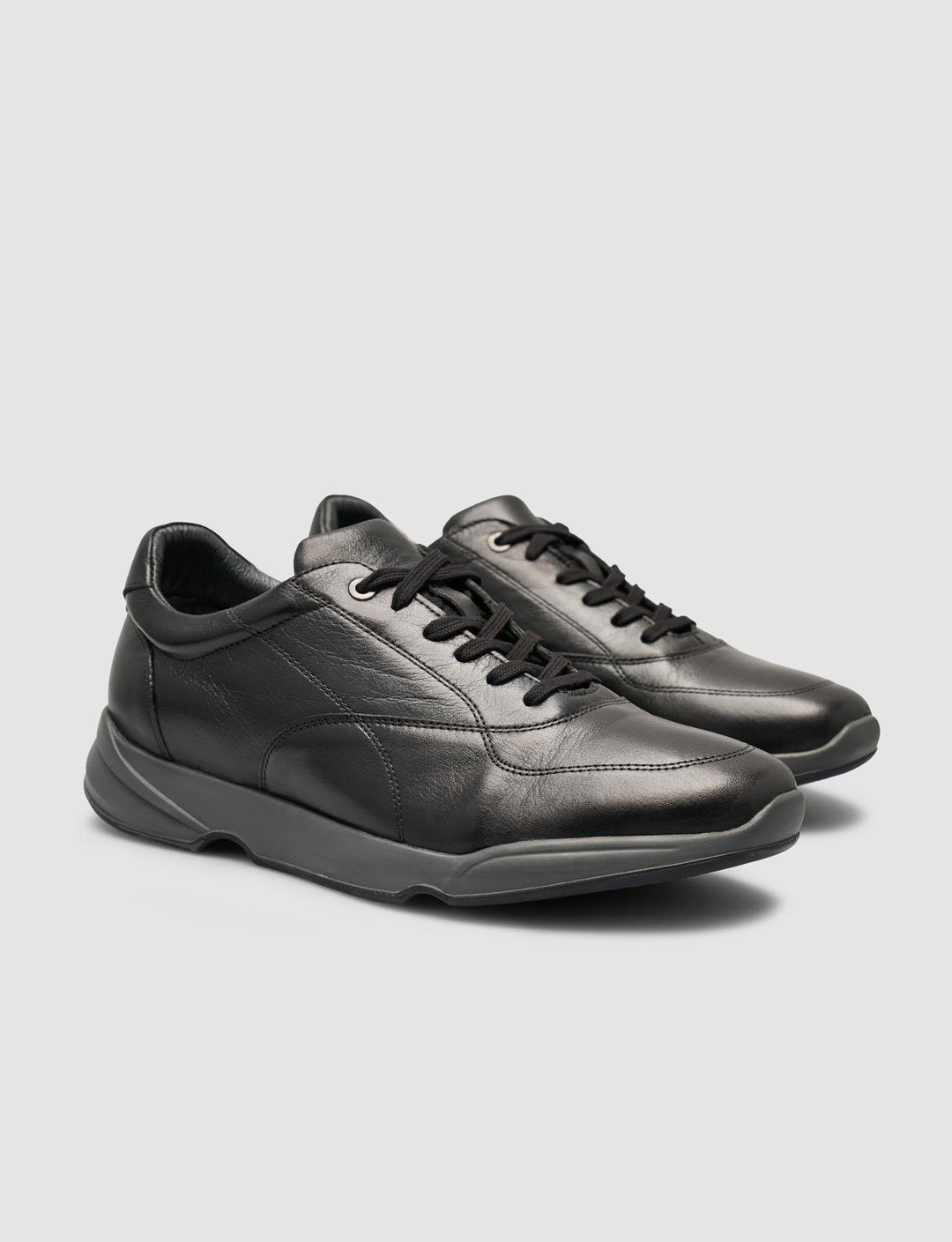 Cabani %100 Hakiki Deri Siyah Bağcıklı Erkek Spor Ayakkabı