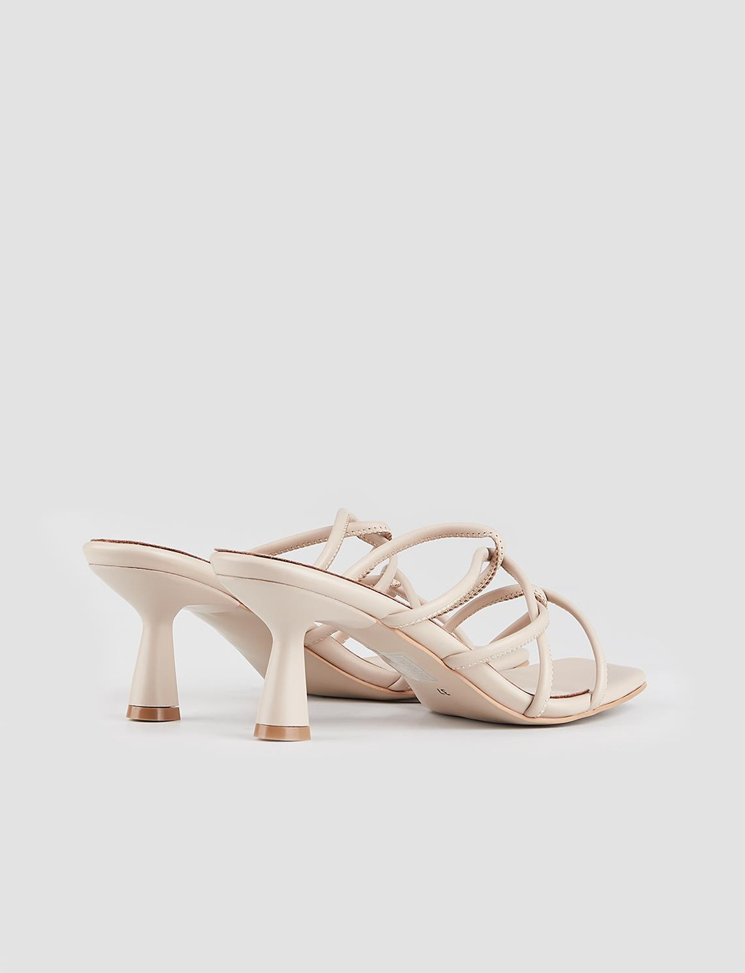 Çapraz Bantlı Bej Kadın İnce Topuklu Terlik