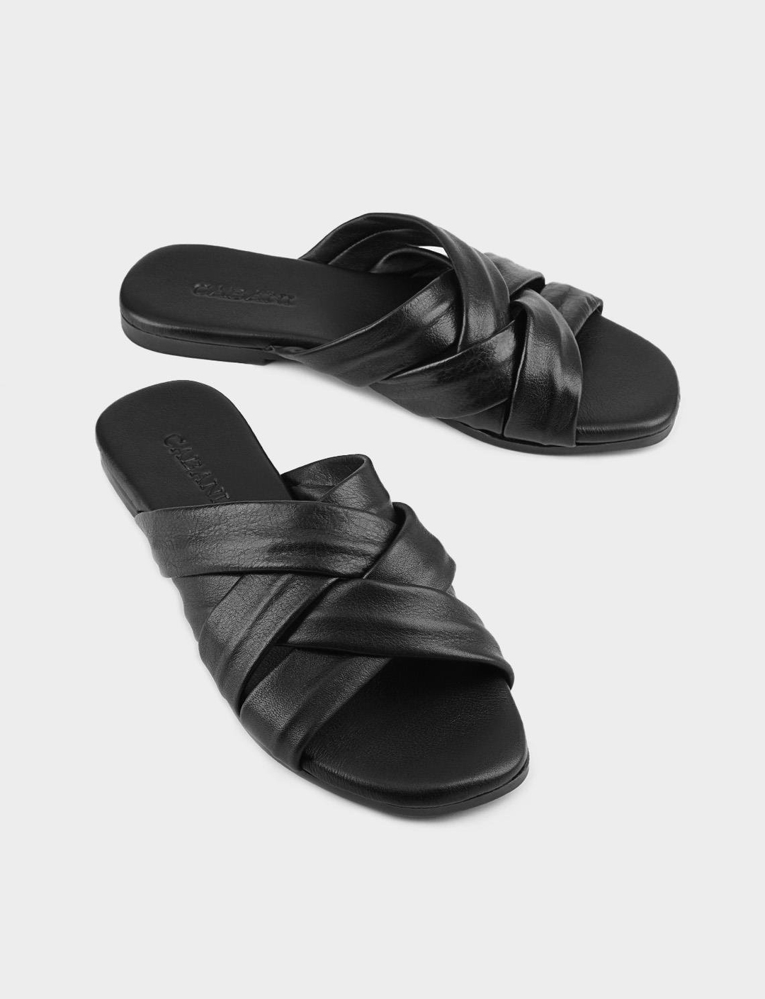 Çapraz Bantlı Hakiki Deri Siyah Kadın Terlik