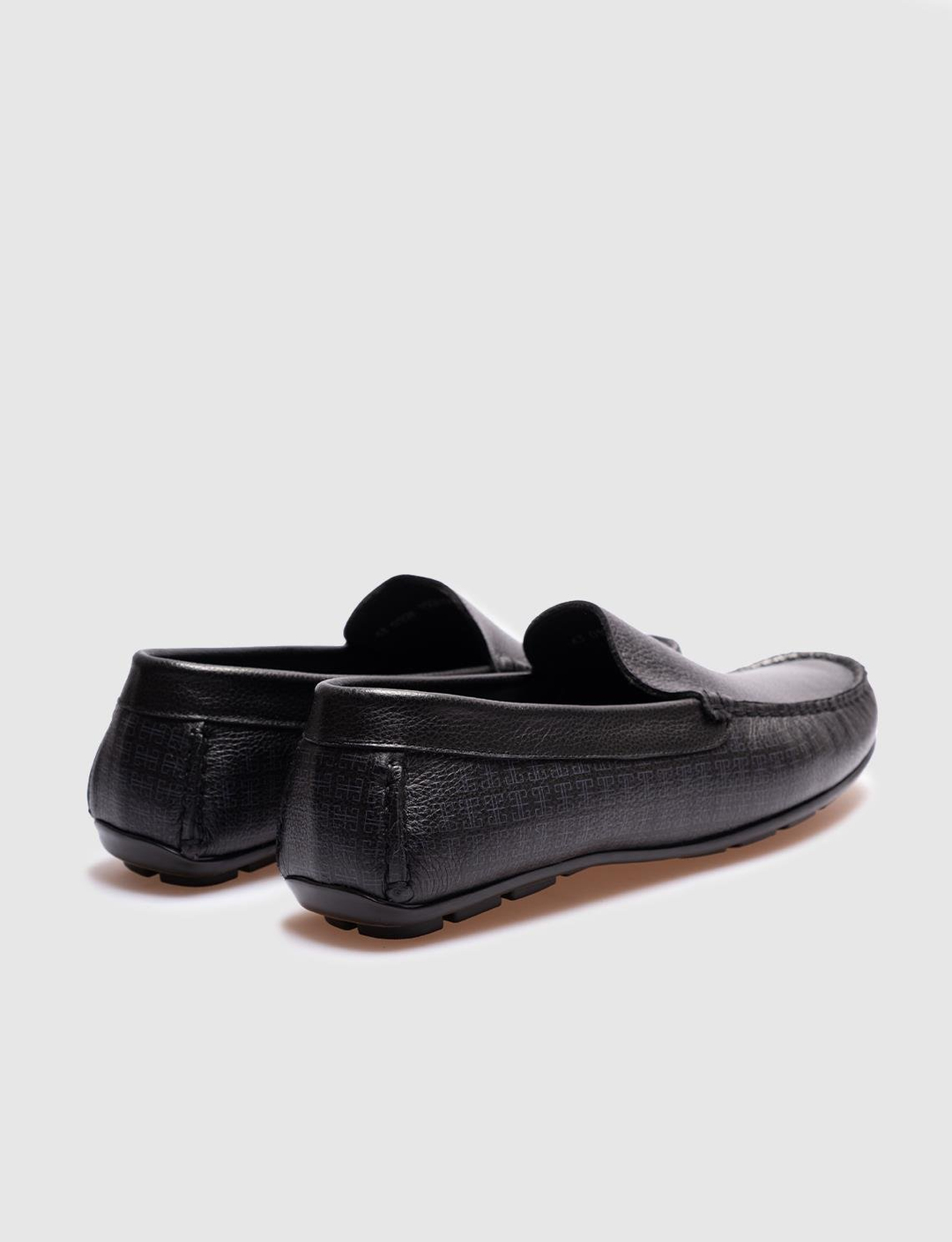 Men Black Genuine Leather Loafers