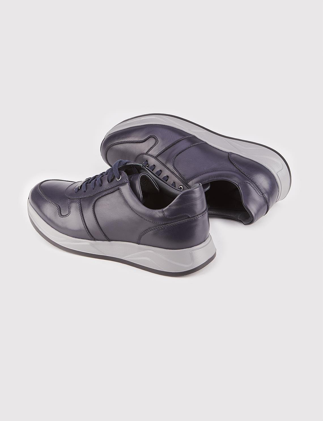 Gerçek Deri Lacivert Bağcıklı Erkek Spor Ayakkabı