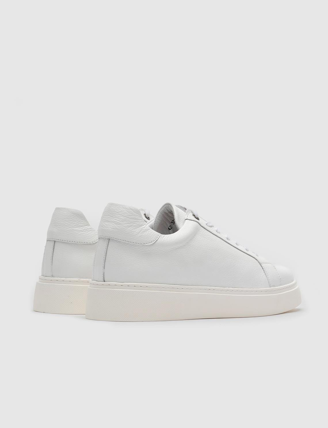 Hakiki Deri Beyaz Bağcıklı Erkek Günlük Spor Ayakkabı