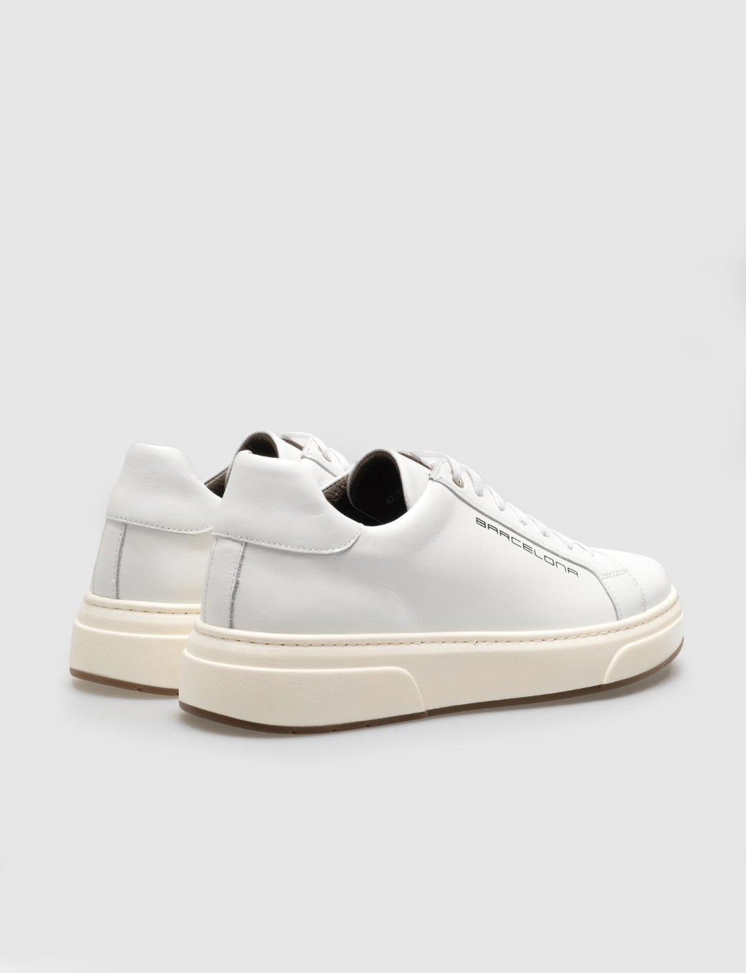 Men White Genuine Leather Letter Decor Sneakers