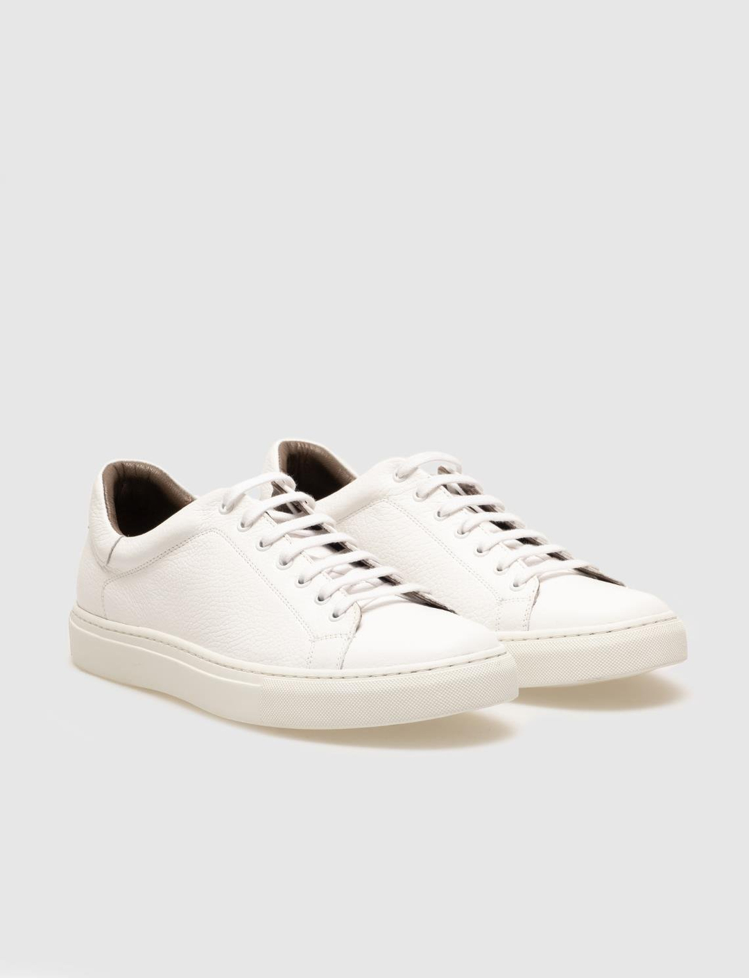 Hakiki Deri Beyaz Bağcıklı Erkek Spor Ayakkabı