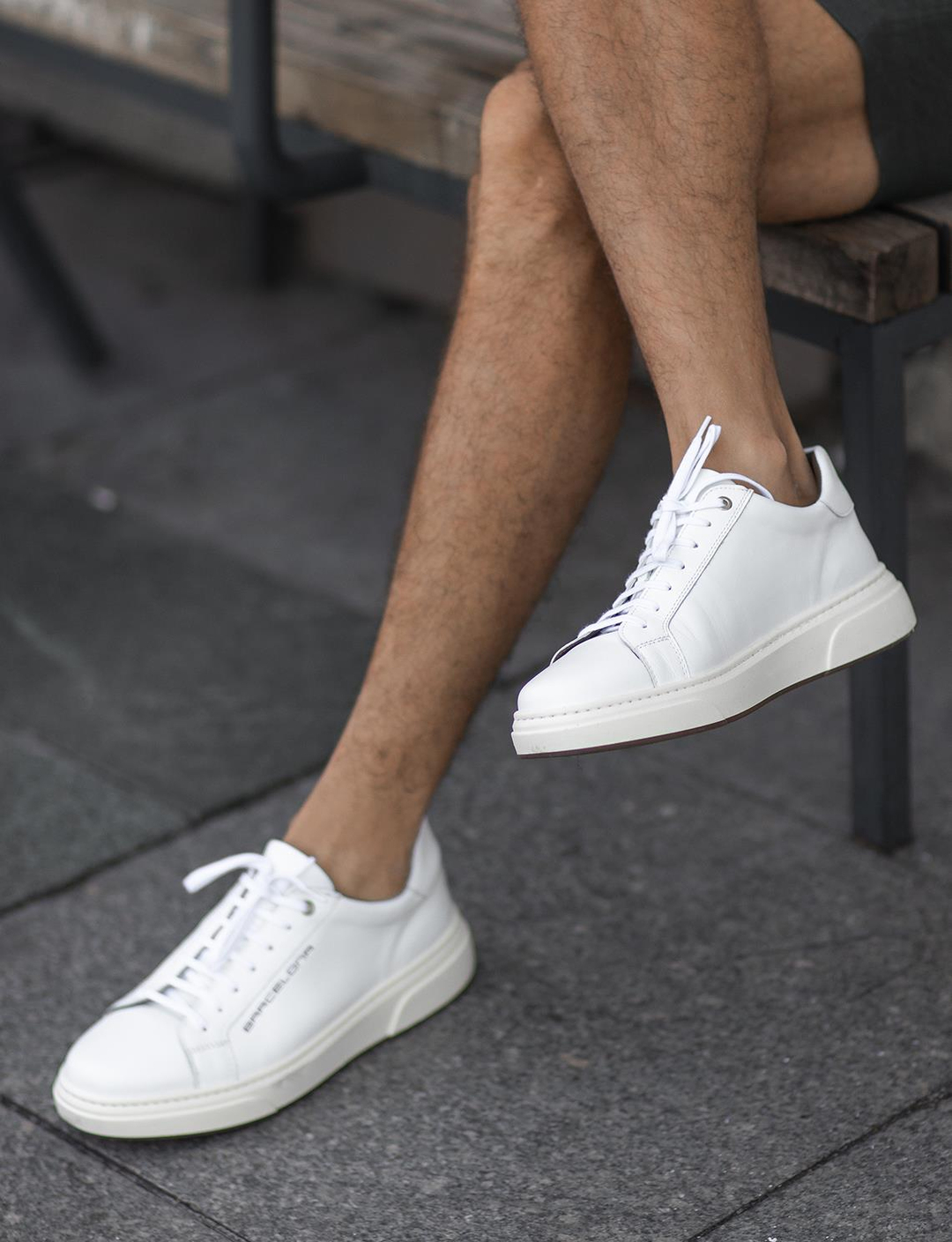 Men White Genuine Leather Letter Decor Sneakers