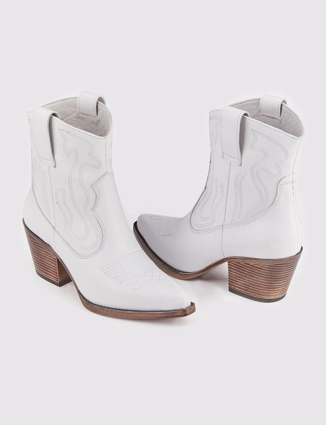 Hakiki Deri Beyaz Kadın Western Bot