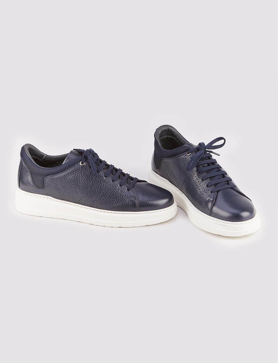 Hakiki Deri Beyaz Taban Bağcıklı Erkek Lacivert Spor Ayakkabı