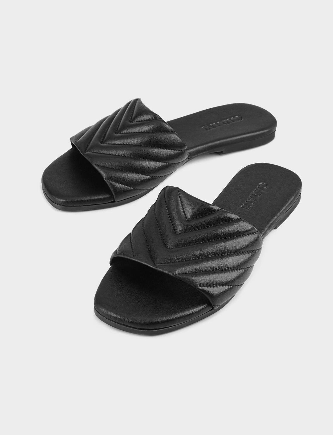 Hakiki Deri Dikişli Siyah Kadın Terlik