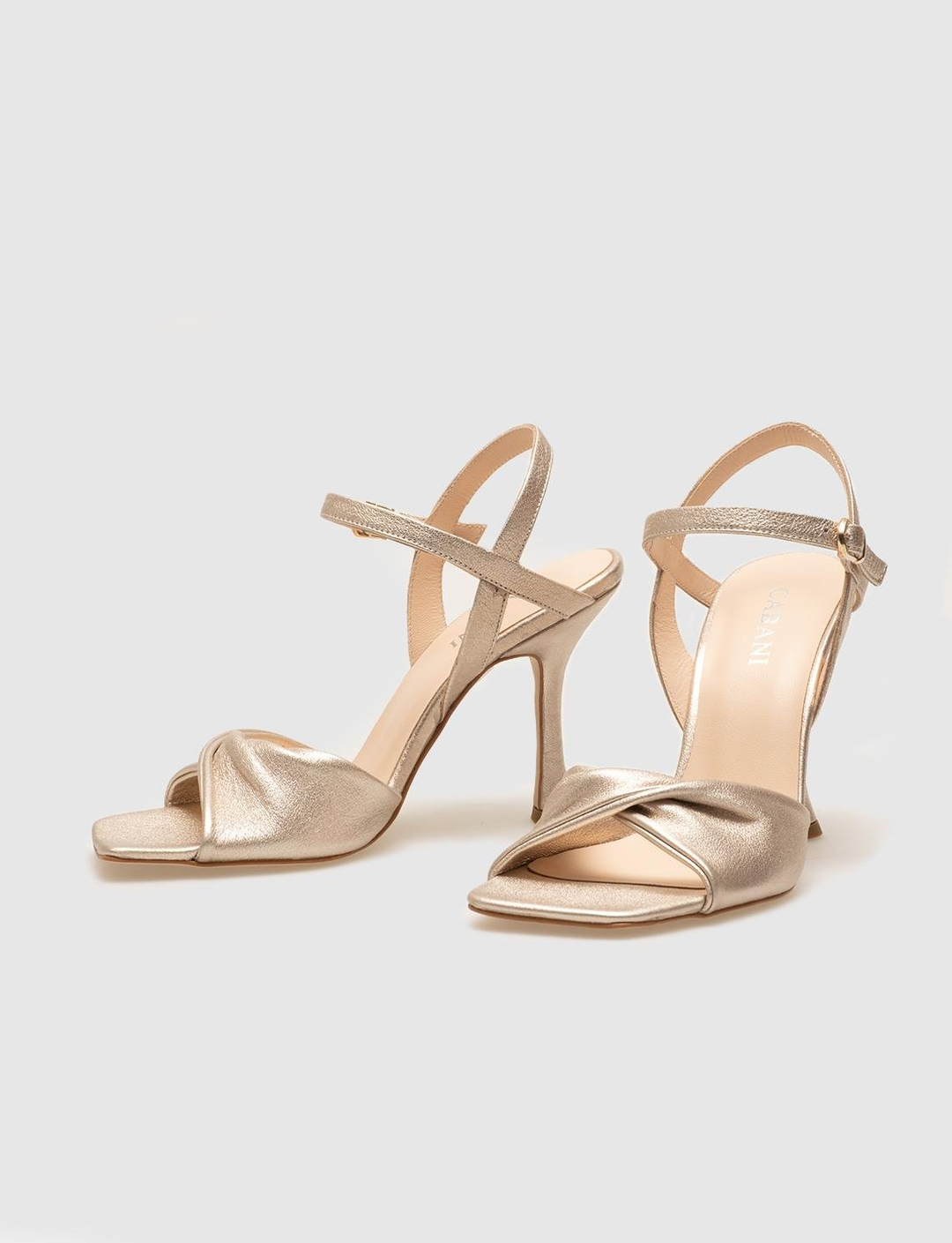 Hakiki Deri Dore Tokalı Kadın Topuklu Ayakkabı