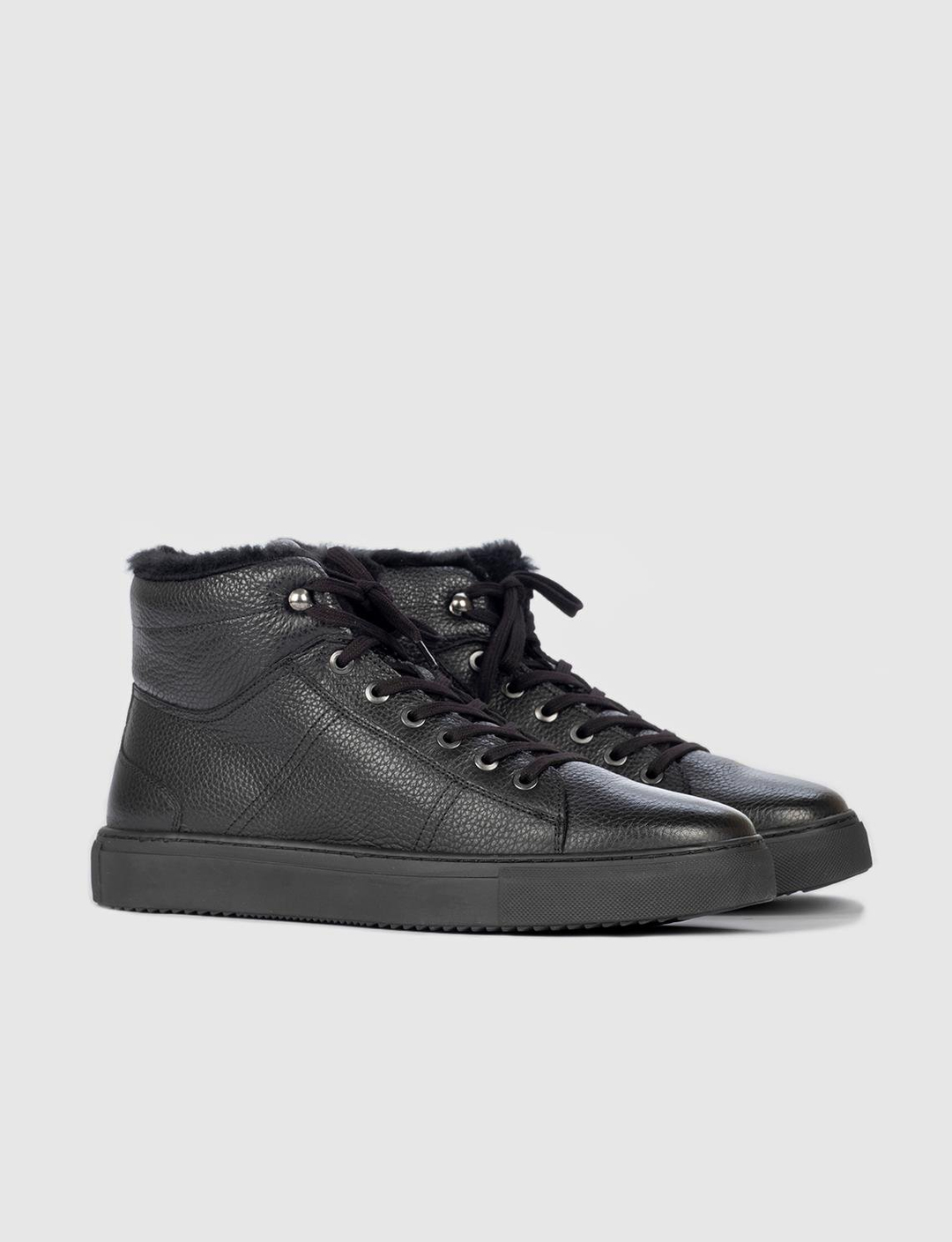 Hakiki Deri Hazır Tabanlı Siyah Kürklü Erkek Günlük Bot