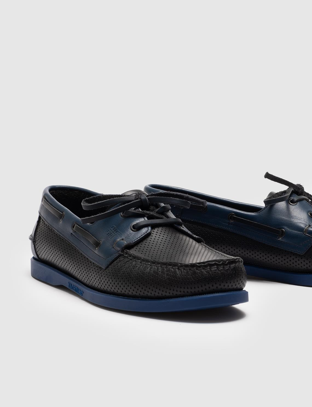 Men Navy Blue Genuine Leather Lace Up Casual Shoes