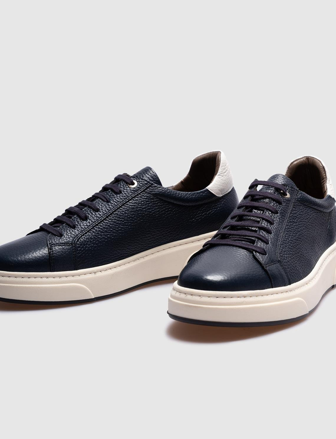 Hakiki Deri Lacivert Bağcıklı Erkek Spor Ayakkabı