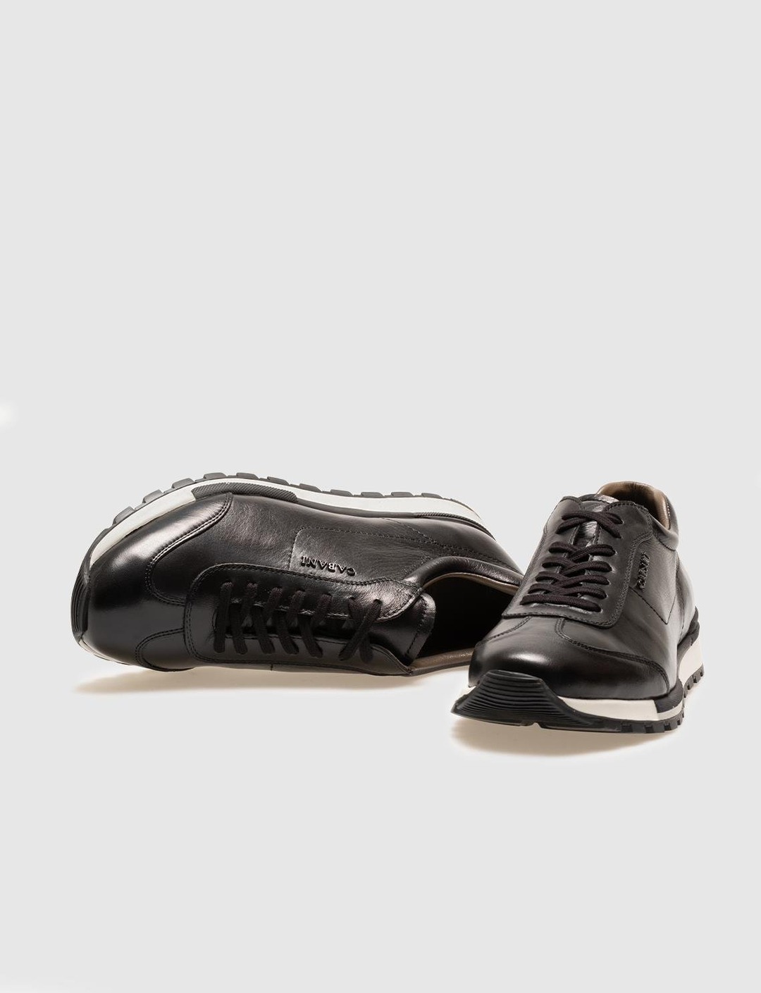 Hakiki Deri Siyah Bağcıklı Erkek Spor Ayakkabı