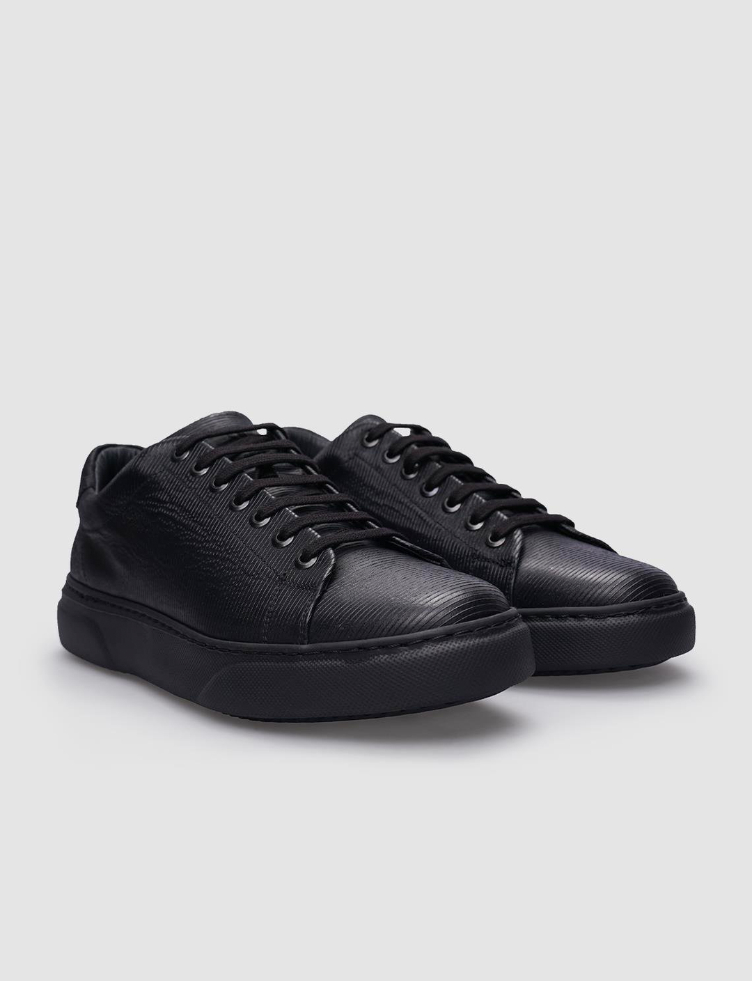 Men Black Genuine Leather Lace Up Sneakers