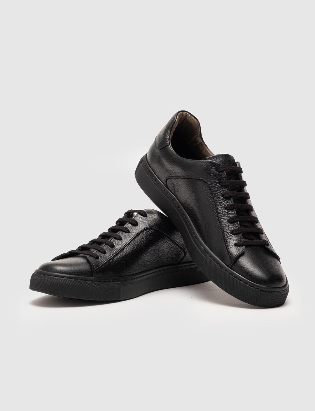 Hakiki Deri Siyah Bağcıklı Erkek Spor Ayakkabı