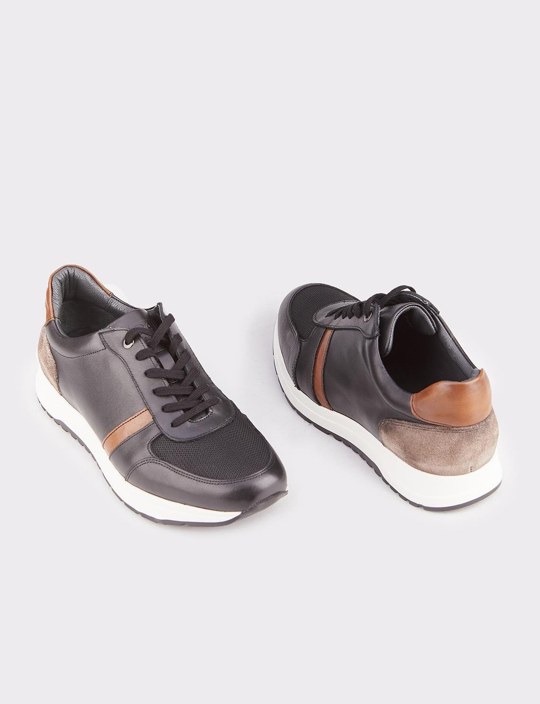 Hakiki Deri Siyah Bağcıklı Spor Erkek Ayakkabı