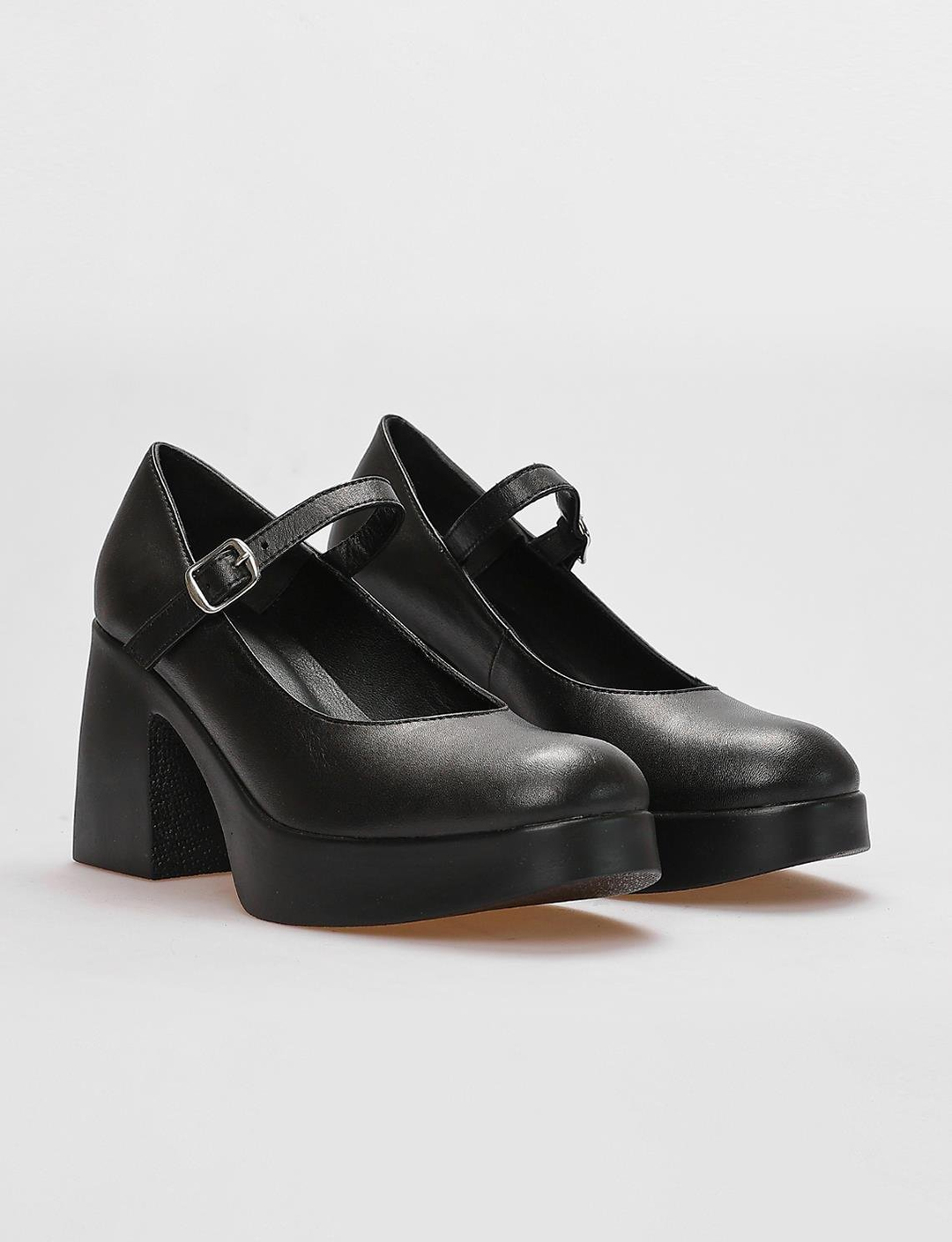 Hakiki Deri Siyah Kadın Ayakkabı