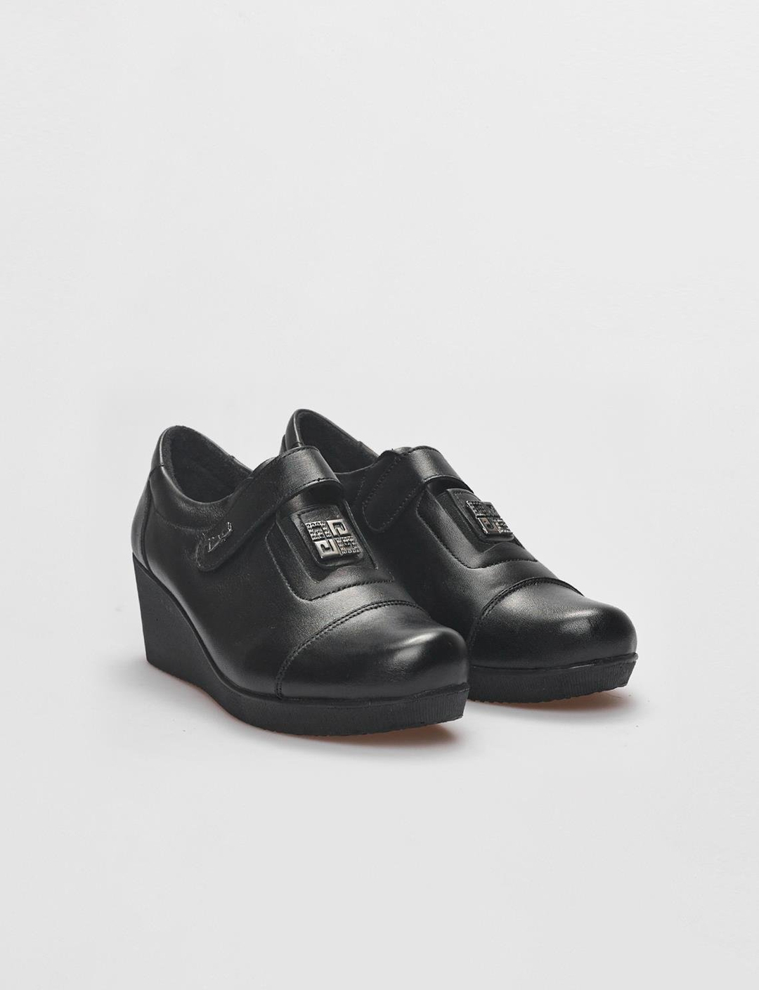 Hakiki Deri Siyah Kadın Ayakkabı