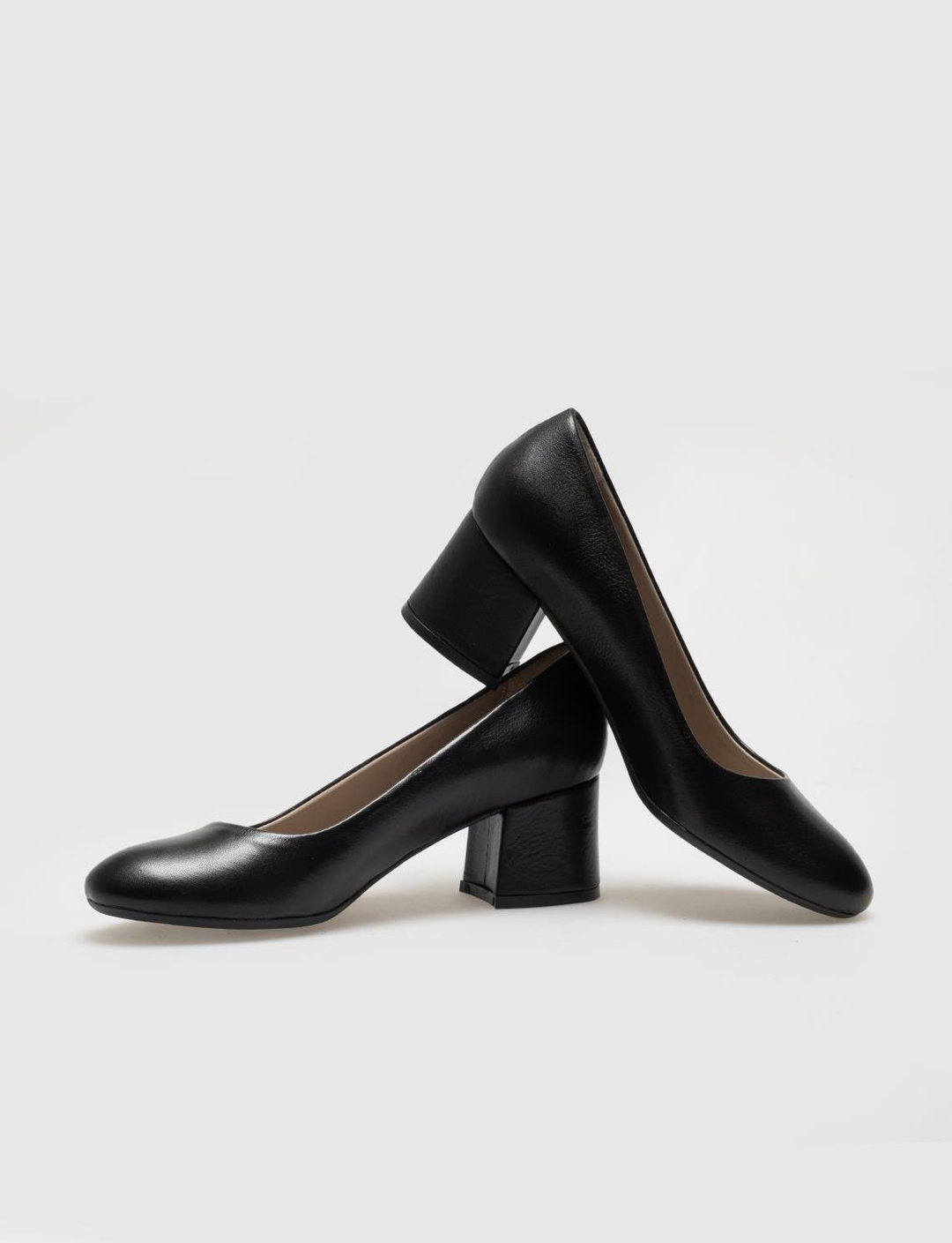 Hakiki Deri Siyah Kadın Kalın Topuklu Ayakkabı