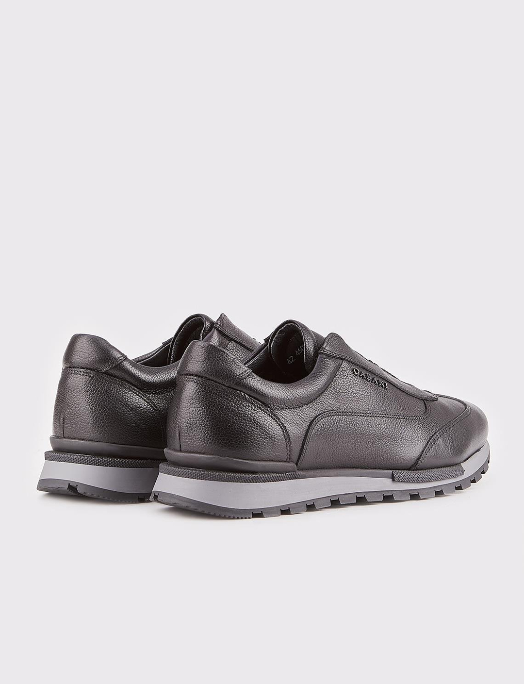 Hakiki Deri Siyah Kürklü Bağcıksız Erkek Spor Ayakkabı